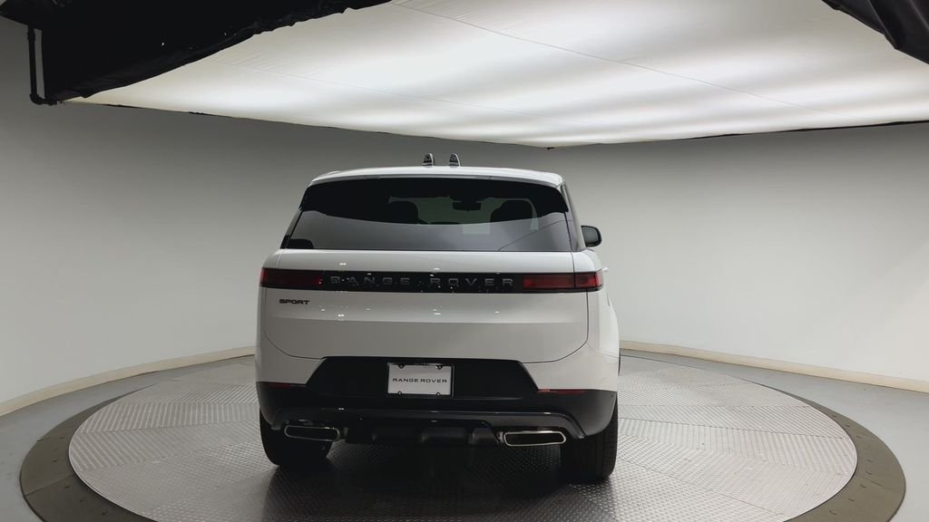 New 2026 Fuji White Land Rover SE image 3