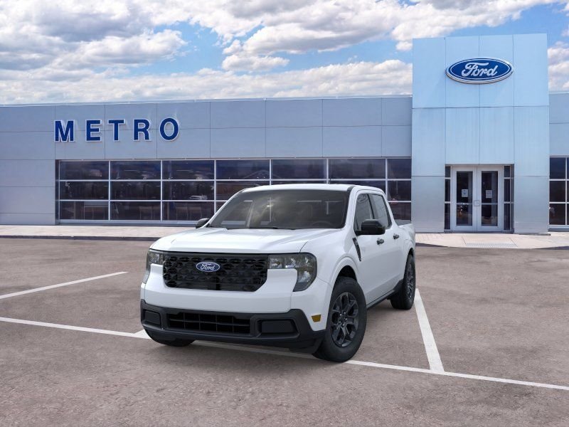 New 2026 Oxford White Ford XLT image 3