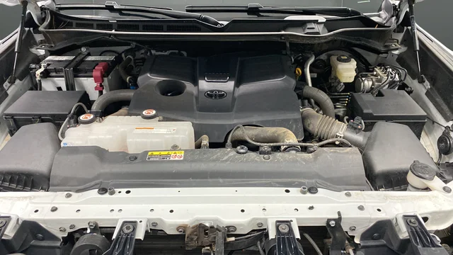 Used 2025 Ice Toyota SR5 image 33