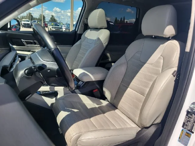 Certified Used 2023 White Kia SX-Prestige image 21