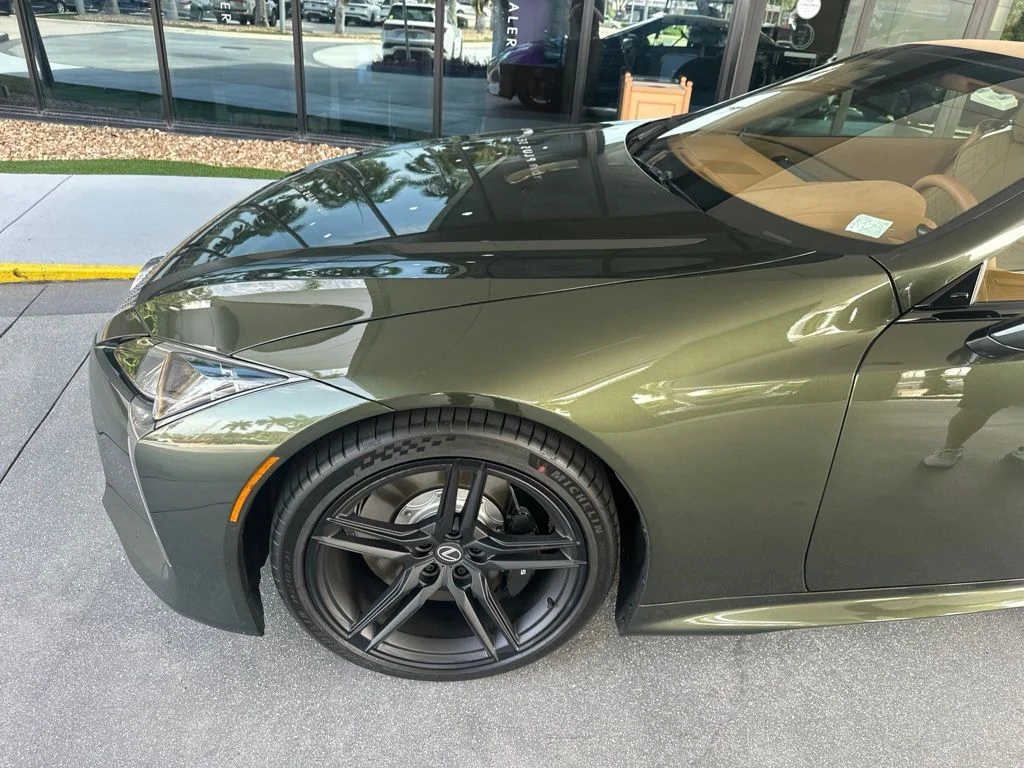 Certified Used 2026 NORI GREEN PEARL Lexus 500 image 5