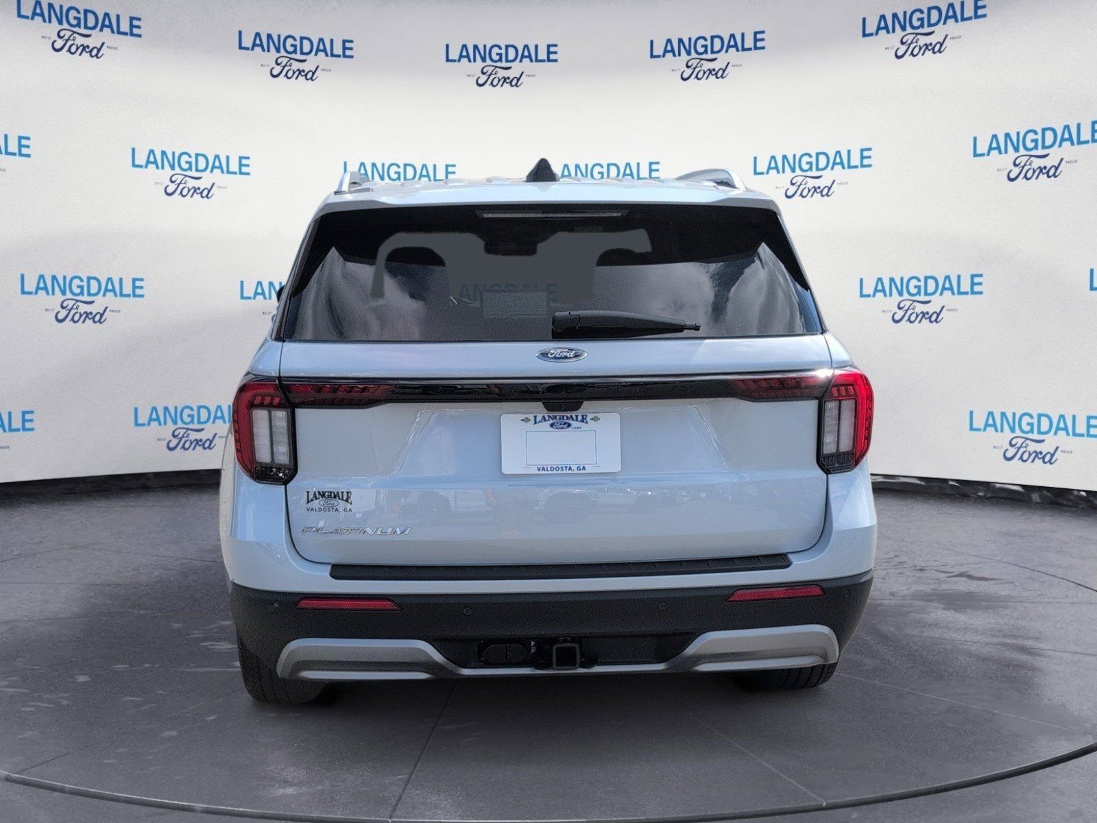 2026 Ford Explorer Platinum - Photo 8