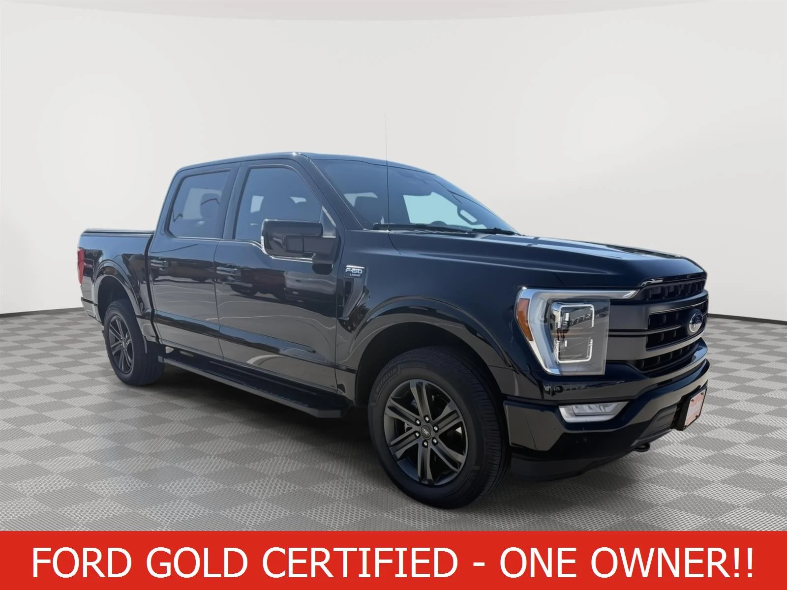 Certified Used 2021 Agate Black Ford LARIAT image 1