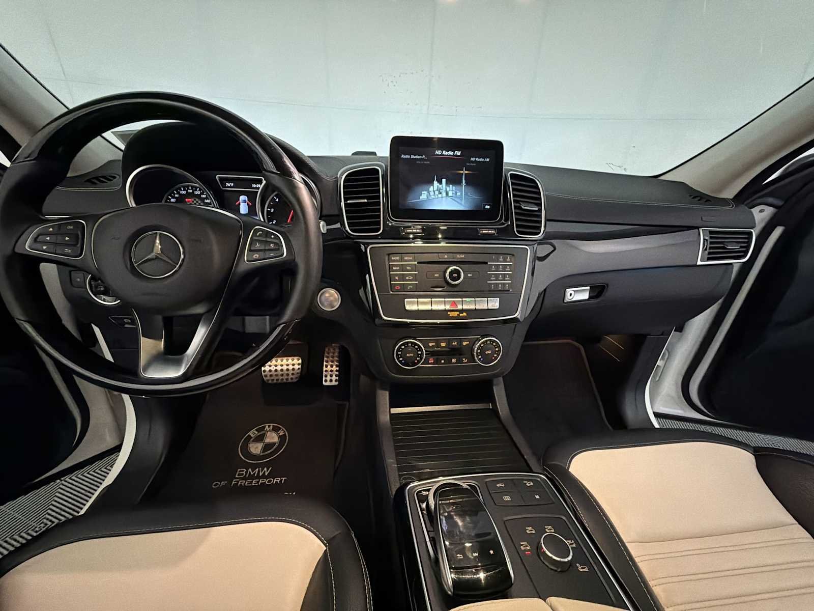 Used 2018 designo Diamond White Metallic Mercedes-Benz AMG® GLE 43 image 14