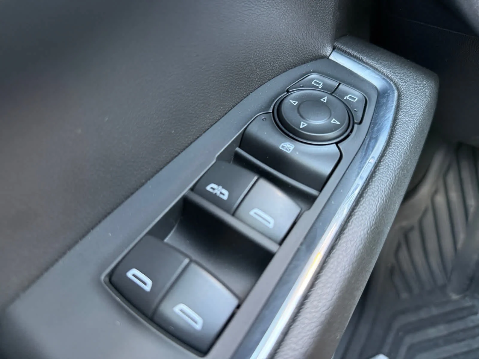 2024 Chevrolet Silverado 1500 LT Trail Boss - Photo 26