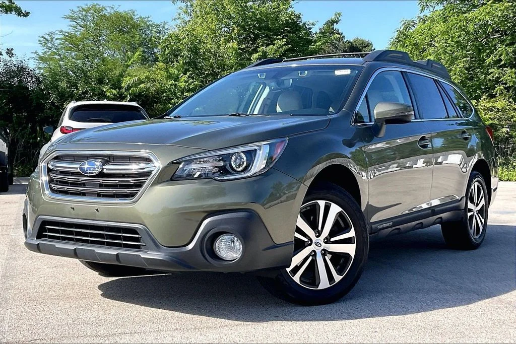 Used 2019 Green Subaru 2.5i image 12