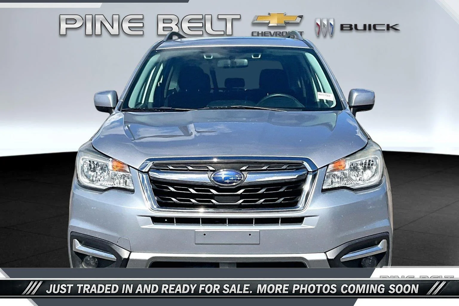 Used 2018 Ice Silver Metallic Subaru Premium image 3
