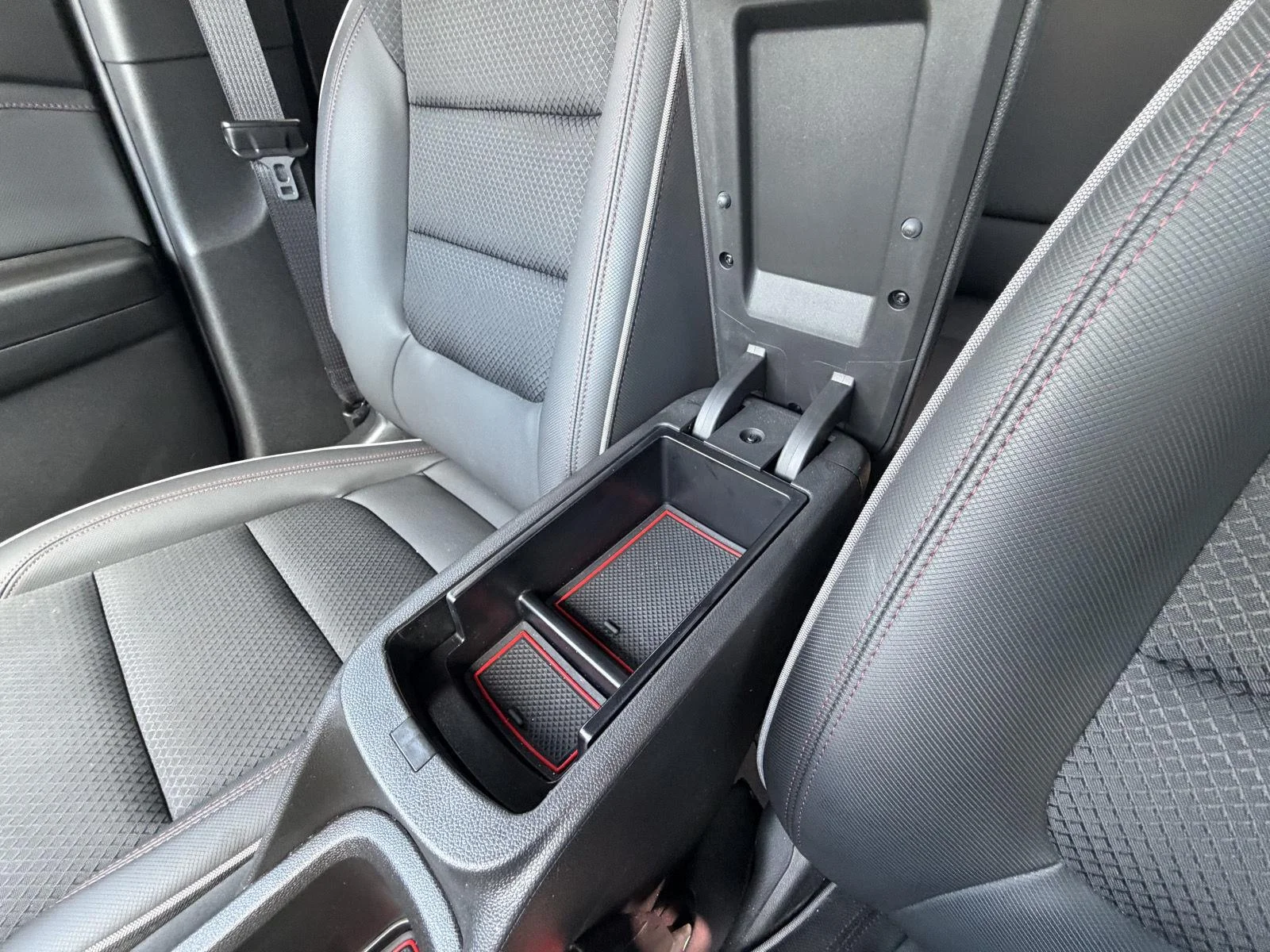 Used 2023 Mosaic Black Metallic Chevrolet RS image 14