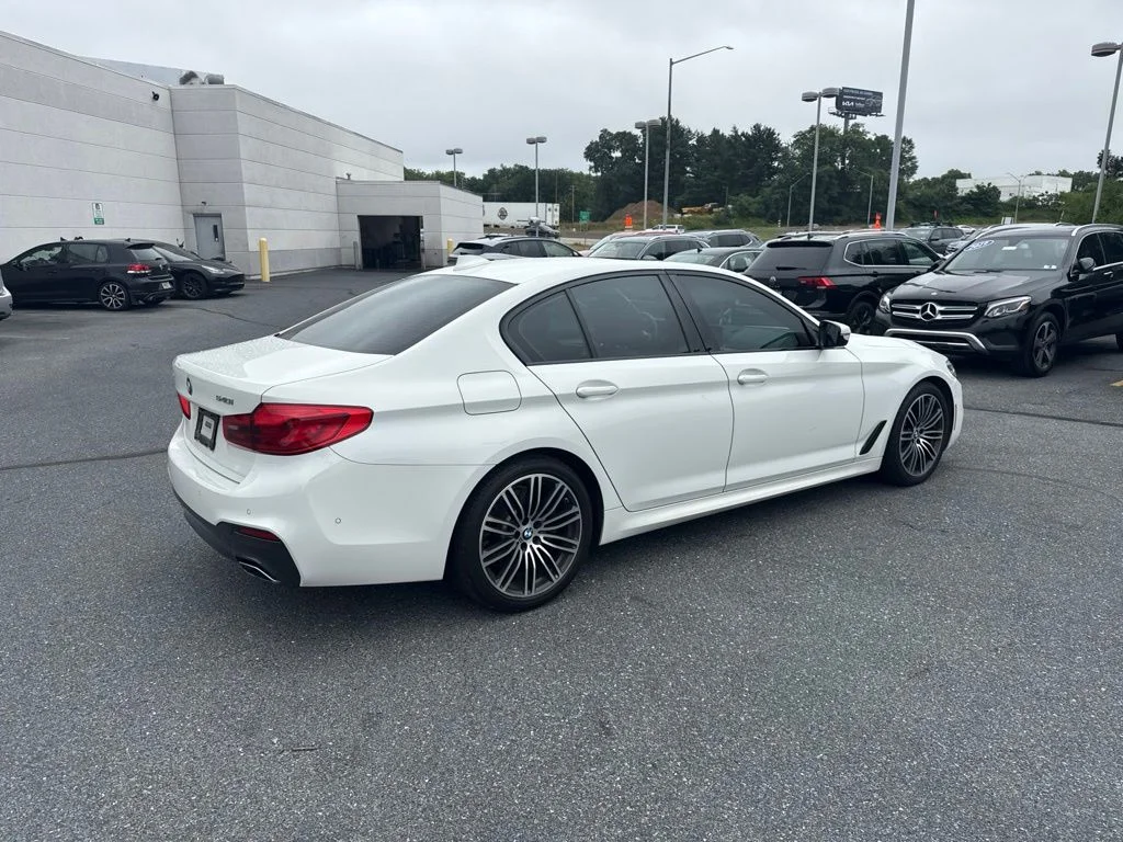 Used 2019 Alpine White BMW 540i xDrive image 25