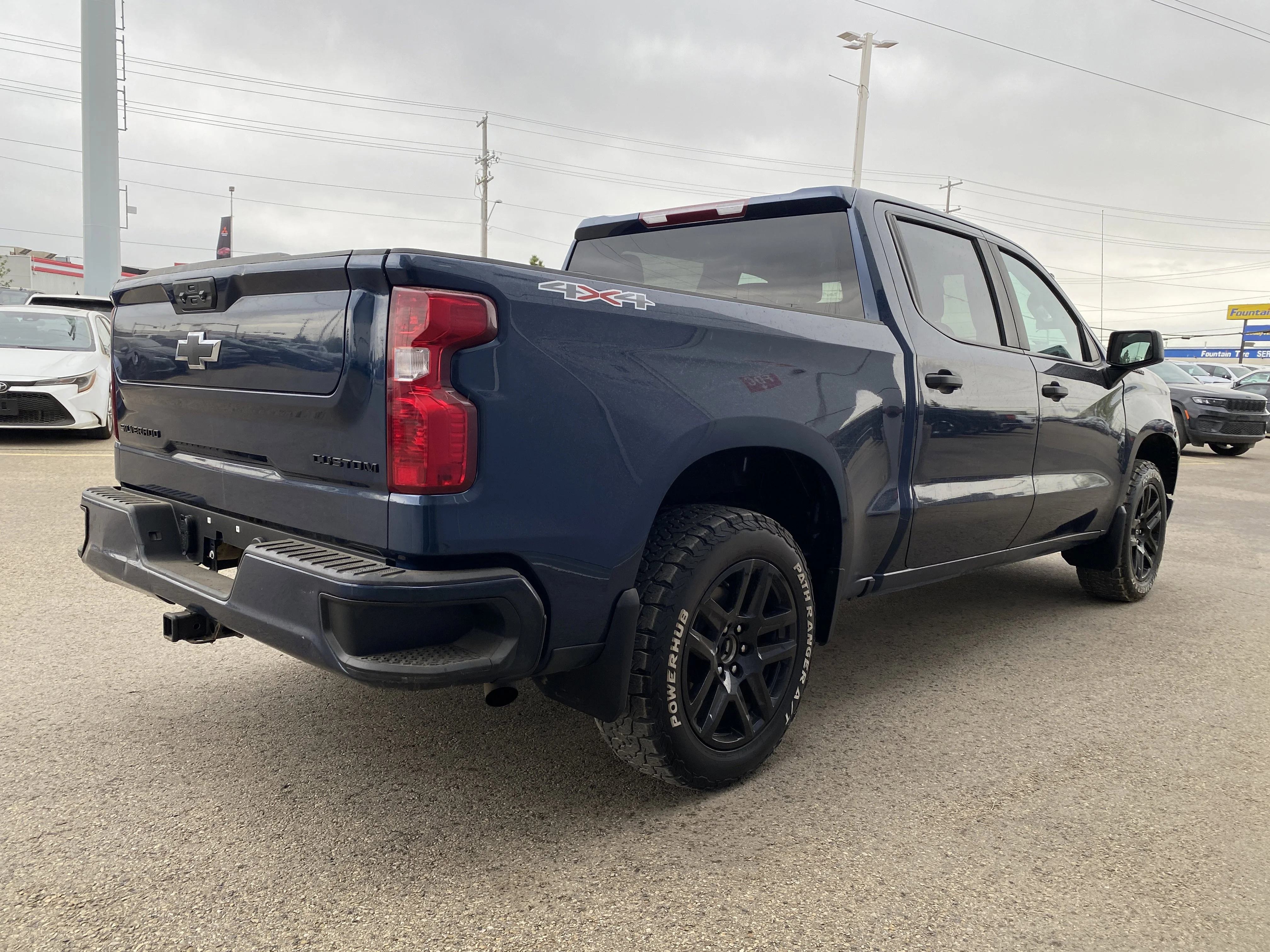 Used 2023 Blue Chevrolet Custom Crew Cab * LANE DEPARTURE WARNING * TOW PACKAGE * image 5