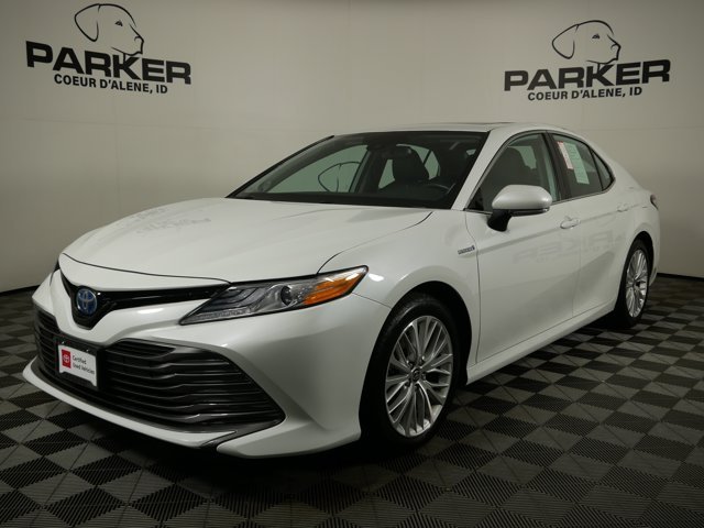 Certified Used 2020 Wind Chill Pearl Toyota Hybrid XLE image 1