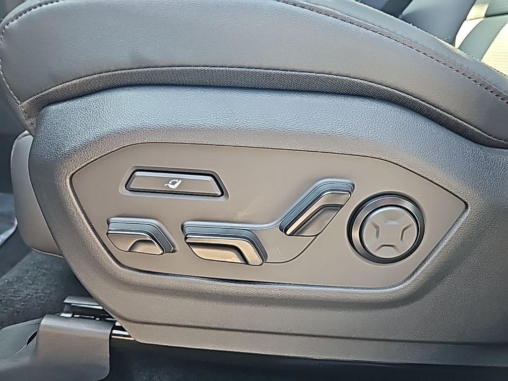 2026 Hyundai Santa Fe Calligraphy - Photo 14