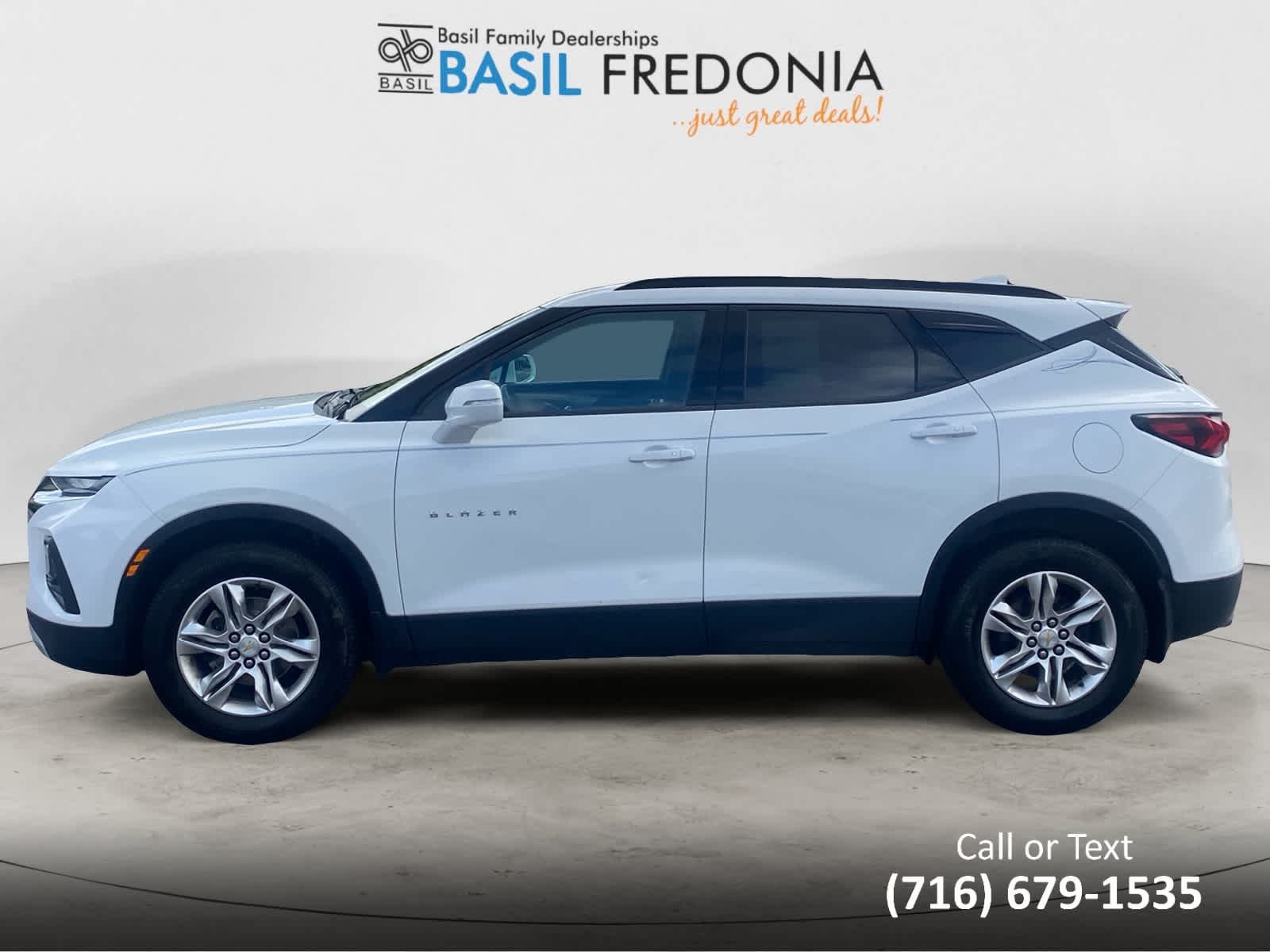 Used 2019 SUMMIT WHITE Chevrolet 2LT image 2
