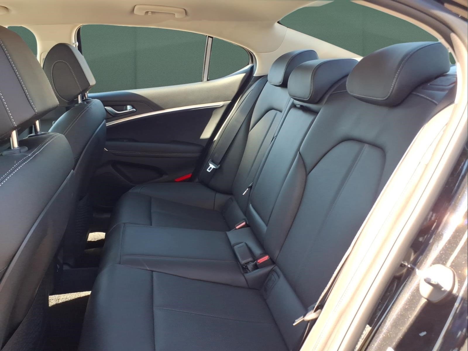 New 2027 Black Genesis 2.5T image 10