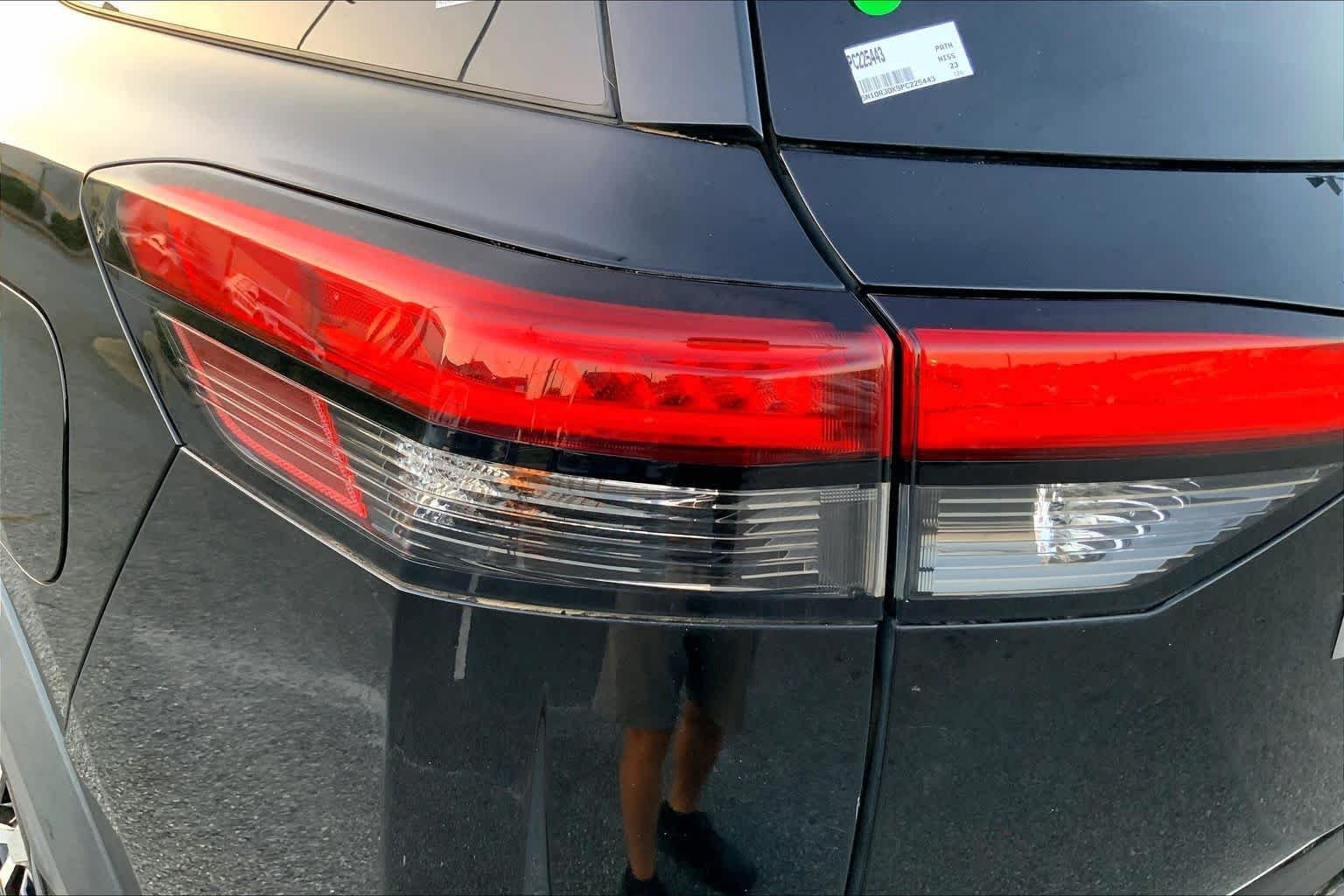 Used 2023 Super Black Nissan Platinum image 27
