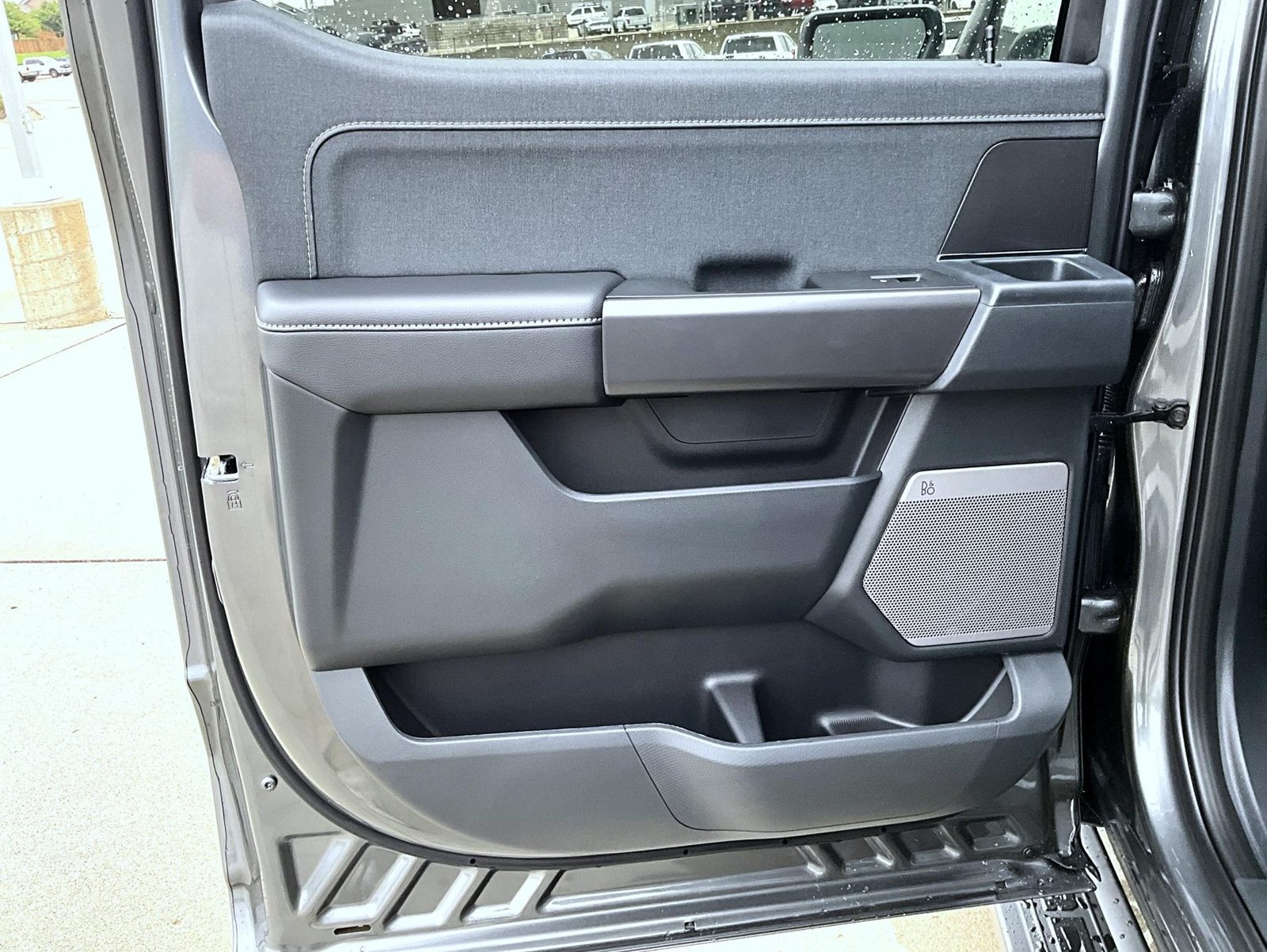 New 2026 Carbonized Gray Metallic Ford Lariat image 22