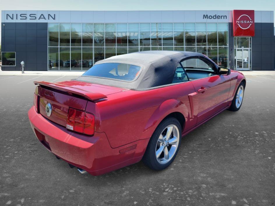 Used 2008 Torch Red Clearcoat Ford GT Premium image 5