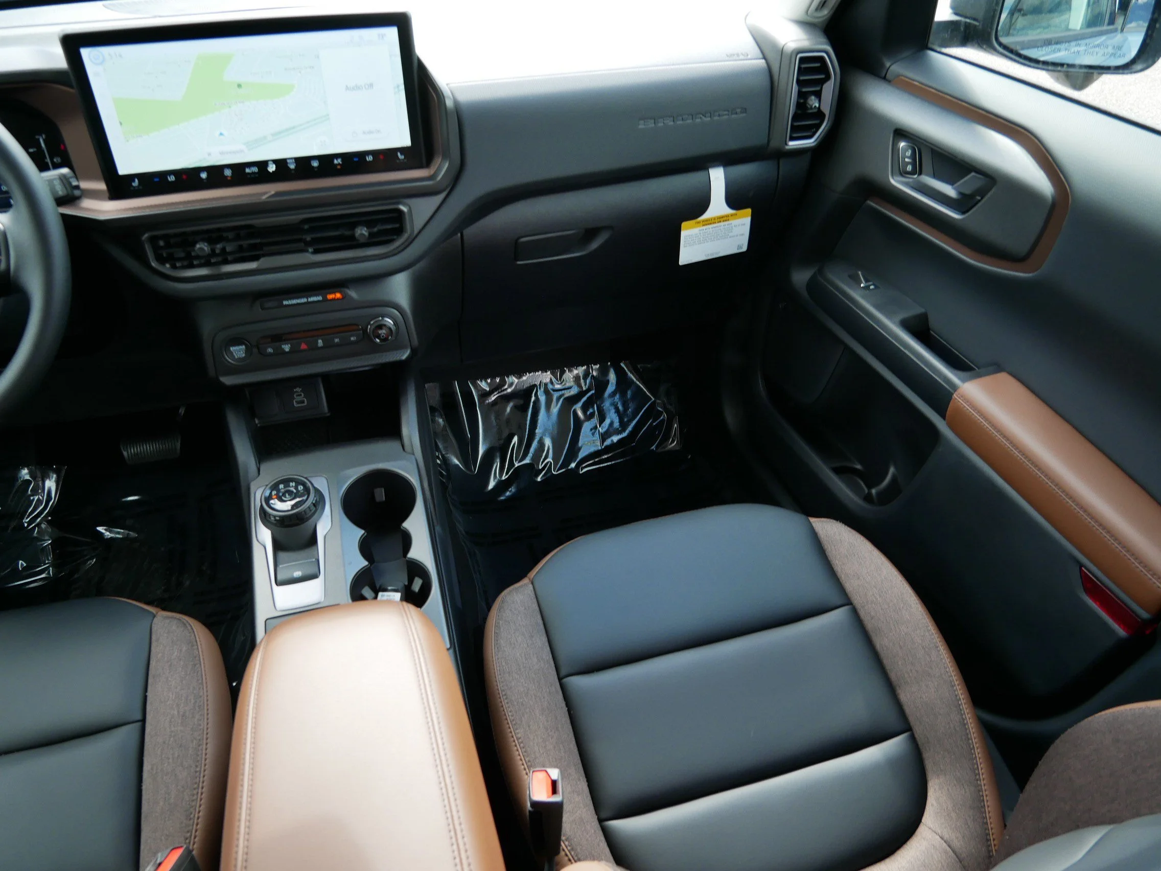New 2026 Azure Gray Metallic Ford Outer Banks image 11