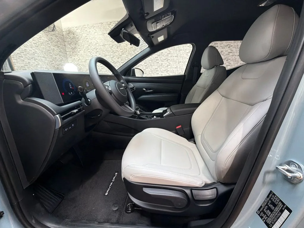 New 2027 Blue Stone Hyundai SE image 23