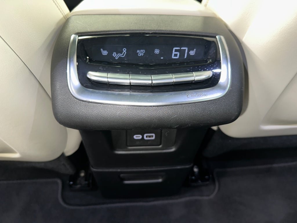 2024 Cadillac XT6 Sport - Photo 24