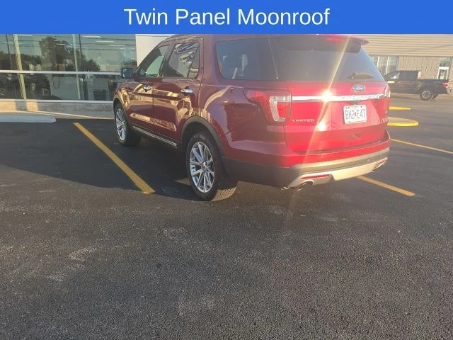 Used 2017 Ruby Red Metallic Ford Limited image 2