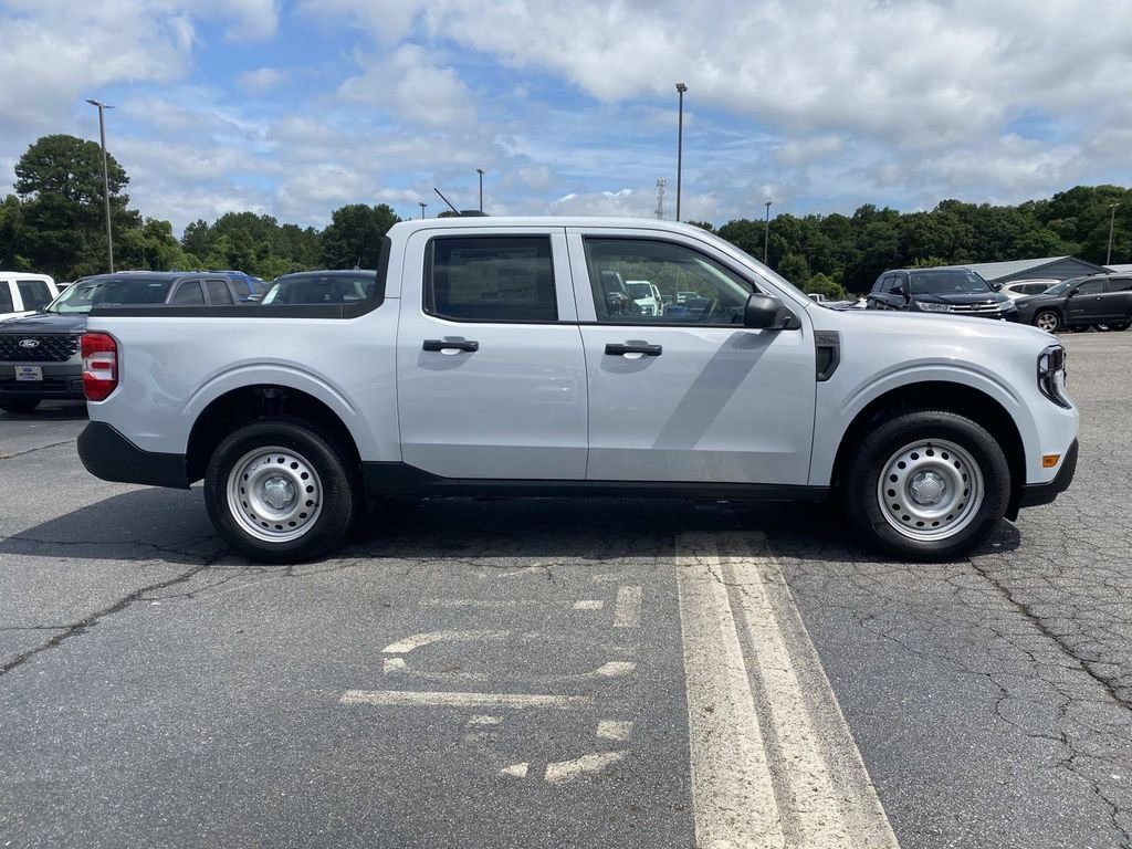 New 2026 Space White Metallic Ford XL image 2