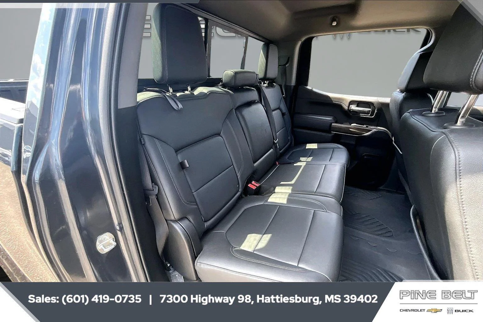 Used 2022 Shadow Gray Metallic Chevrolet RST image 21