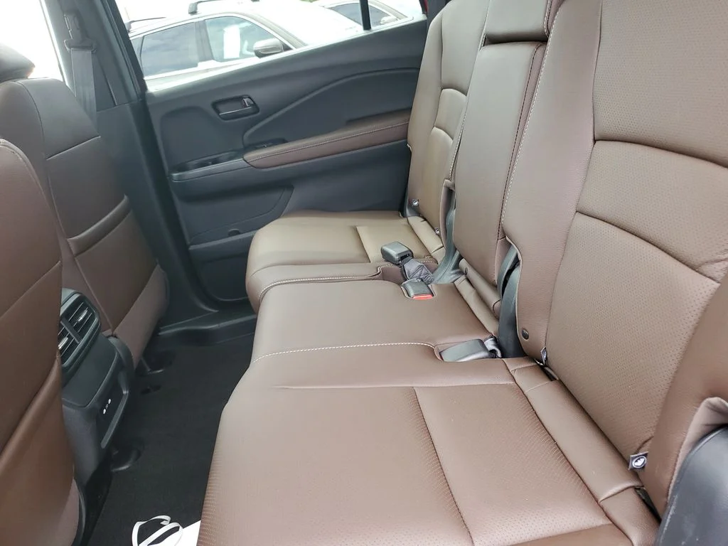 Used 2024  Honda EX-L image 13