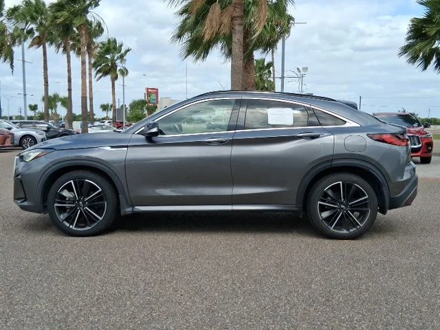 Used 2023 Gray INFINITI LUXE image 3