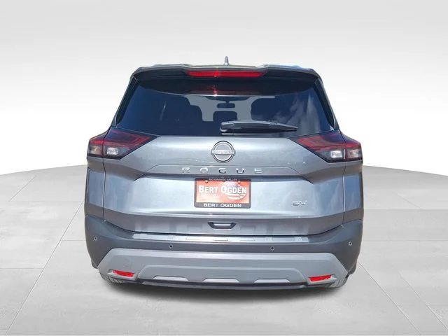 Used 2023 Gray Nissan SV image 7
