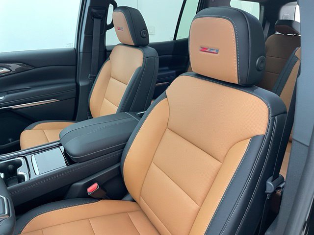 New 2027 Mosaic Black Metallic Chevrolet Z71 image 15