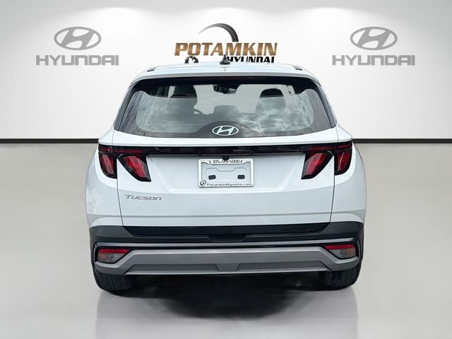 2025 Hyundai Tucson SE - Photo 6