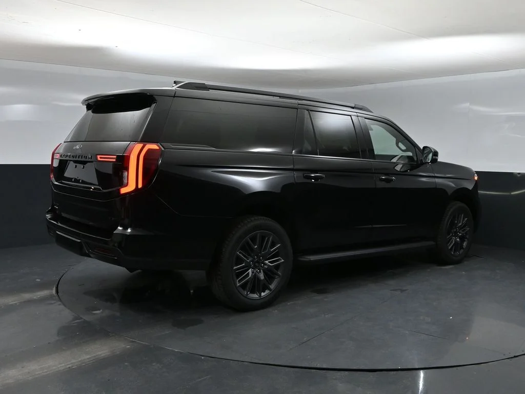 New 2026 Black Ford Platinum image 2
