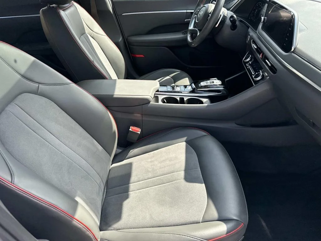 Used 2021 Gray Hyundai SEL Plus image 14