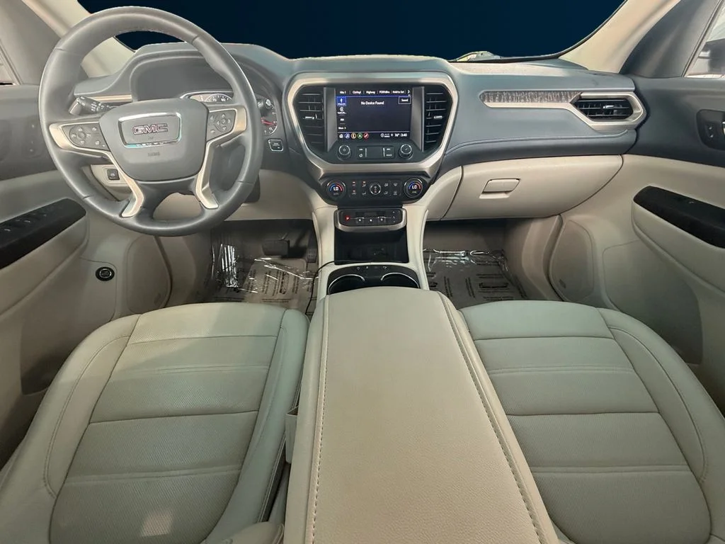 Used 2023 White GMC Denali image 12