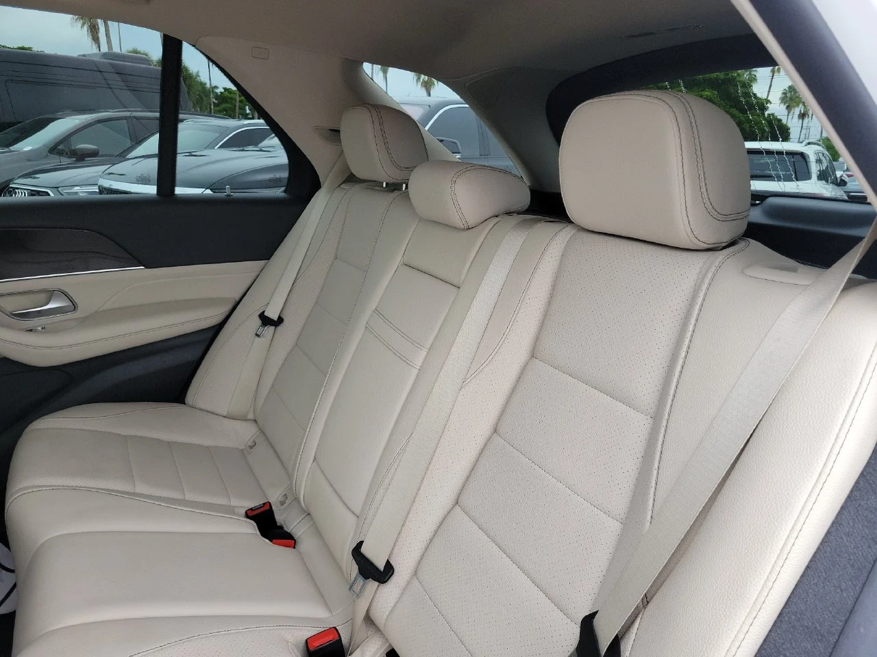 Used 2020 White Mercedes-Benz GLE 350 image 13