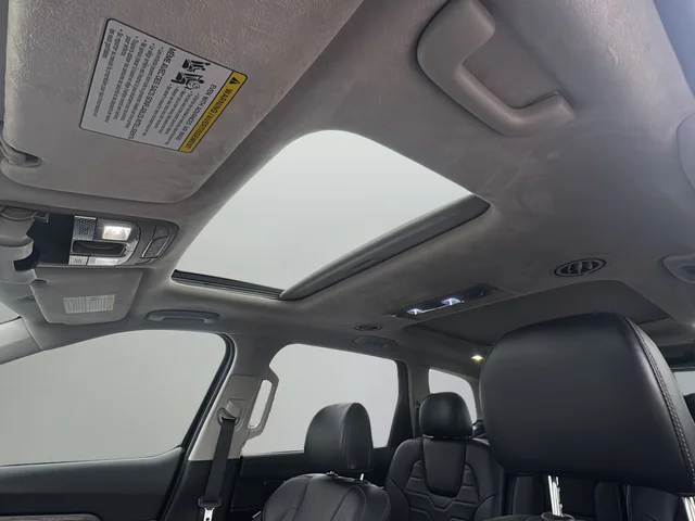 Used 2022 Black Kia SX image 19