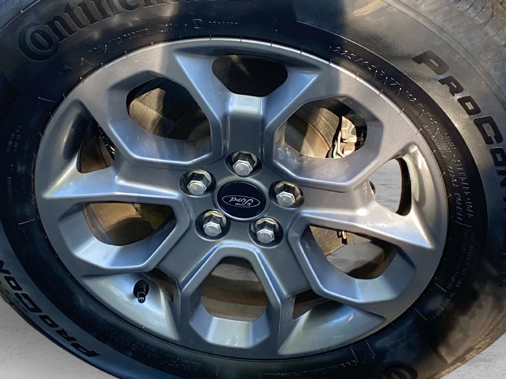 Used 2025 White Ford XLT image 29