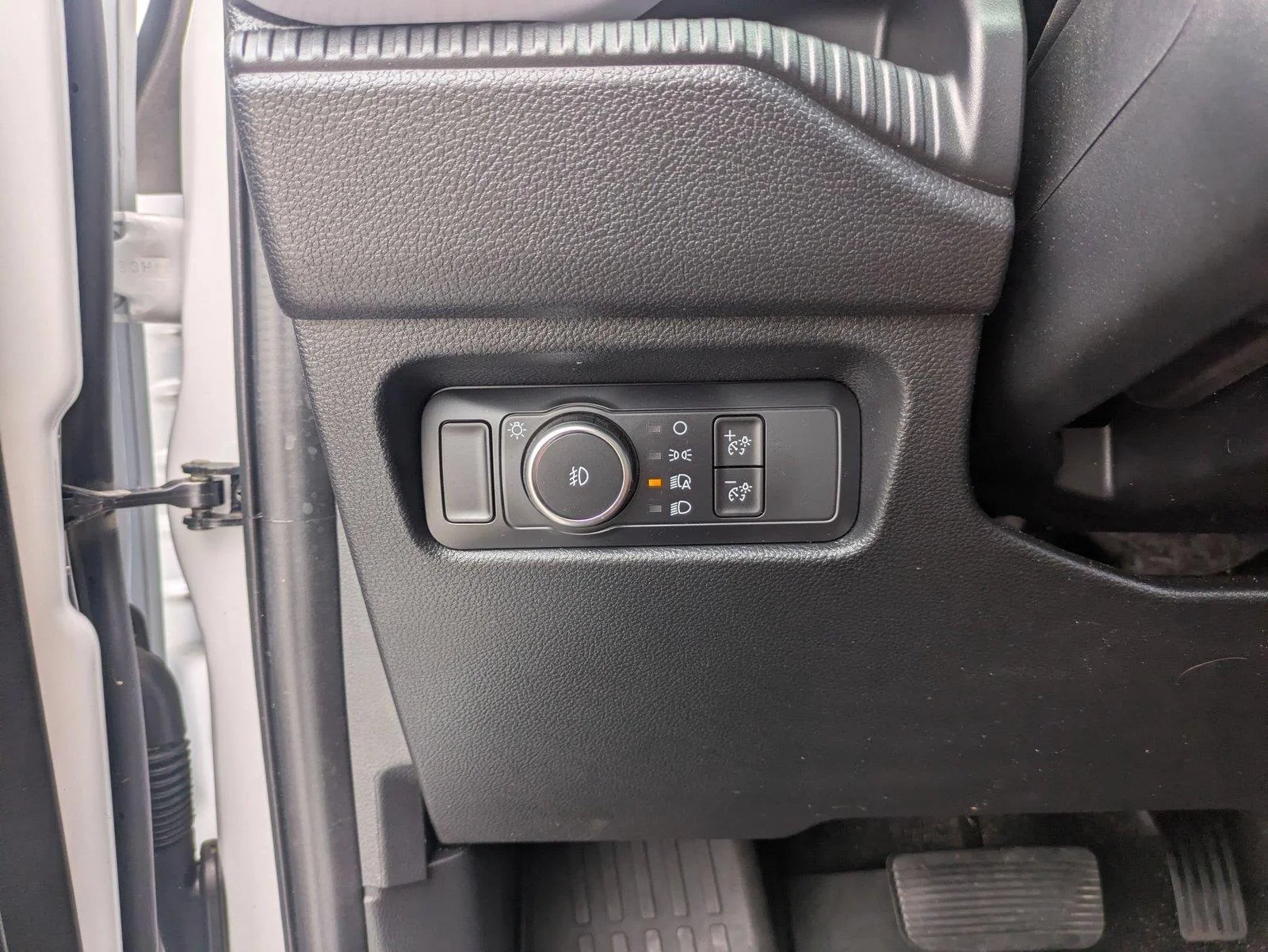 Used 2024 Oxford White Ford XL image 14