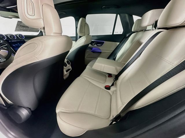 New 2027 Polar White Mercedes-Benz GLC 300 image 25