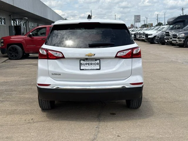 Used 2021 White Chevrolet LT image 4