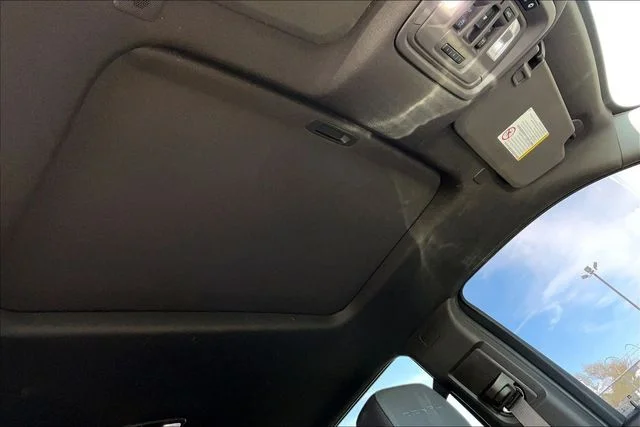 Used 2023 Red GMC Denali image 16
