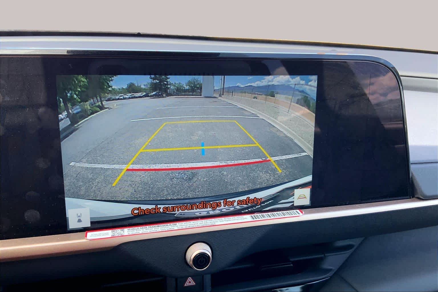 Used 2025 Oxygen White Toyota XLE image 28