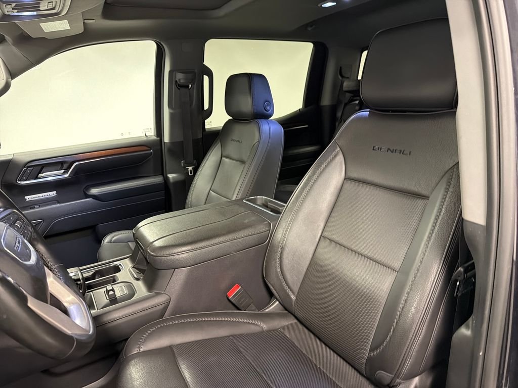 Used 2024 Silver GMC Denali image 27
