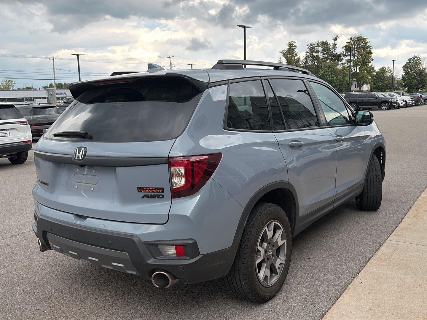Used 2023 Sonic Gray Pearl Honda TrailSport image 2