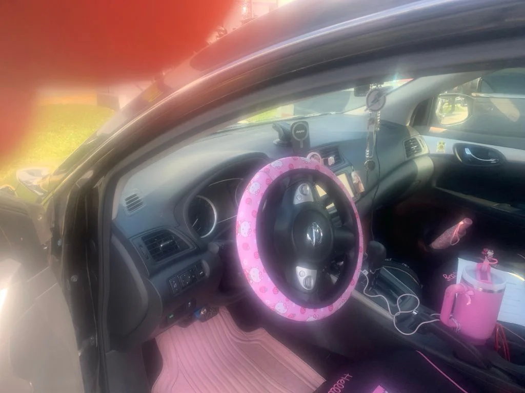 Used 2019 Black Nissan S image 2