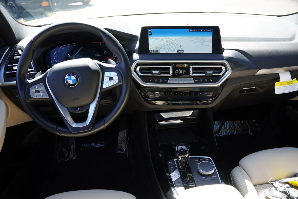 Used 2023 Alpine White BMW xDrive30i image 20