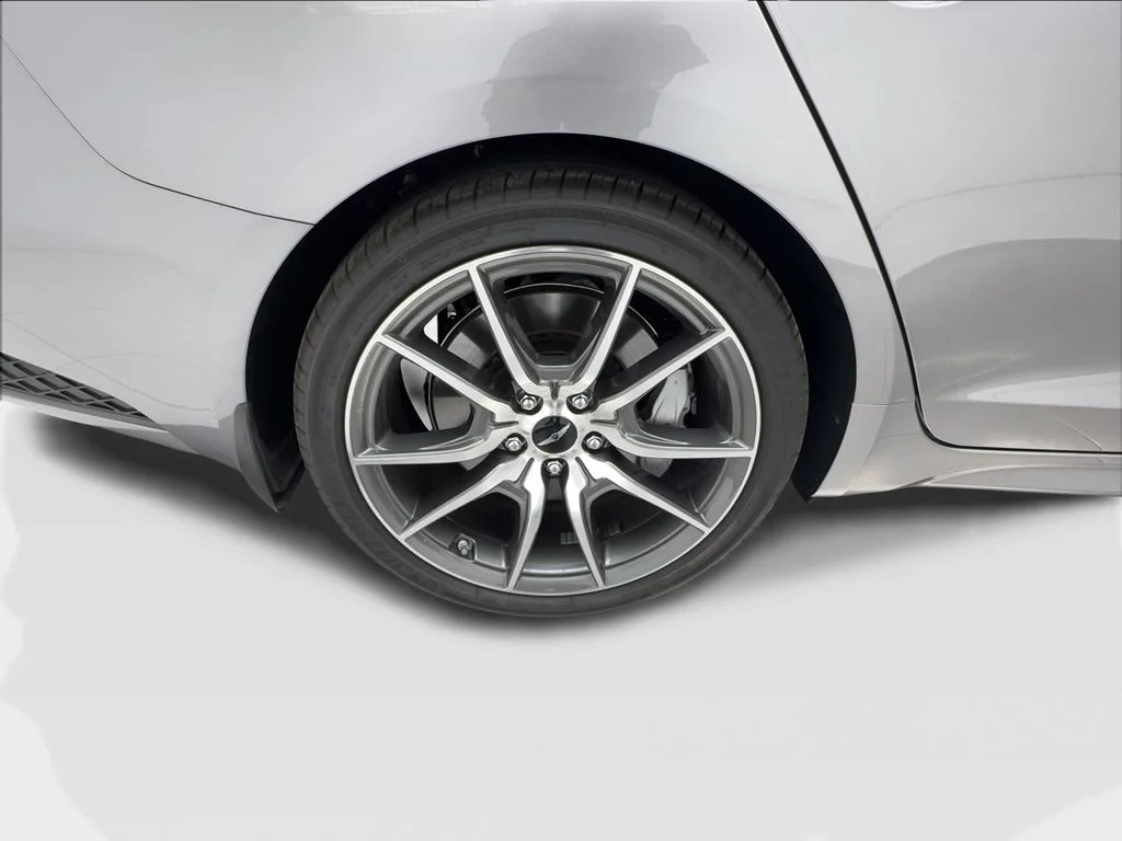 Used 2026 Silver Genesis 2.5T image 13