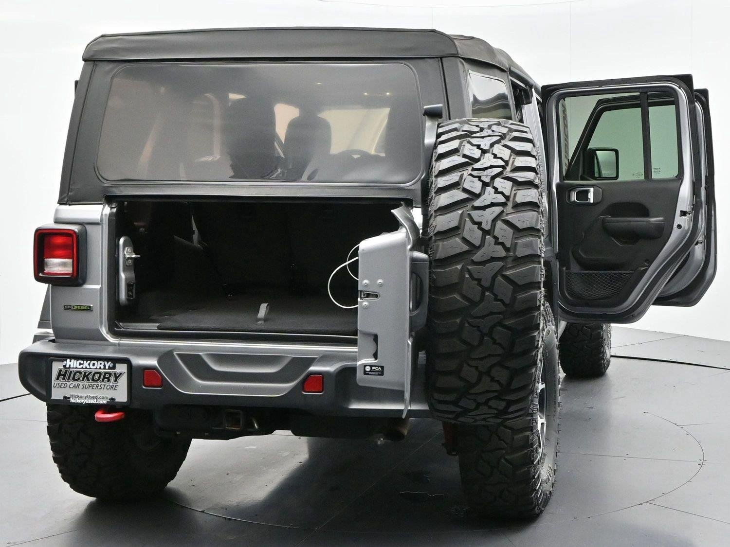 Used 2021 Billet Silver Metallic Clearcoat Jeep Unlimited Rubicon image 36
