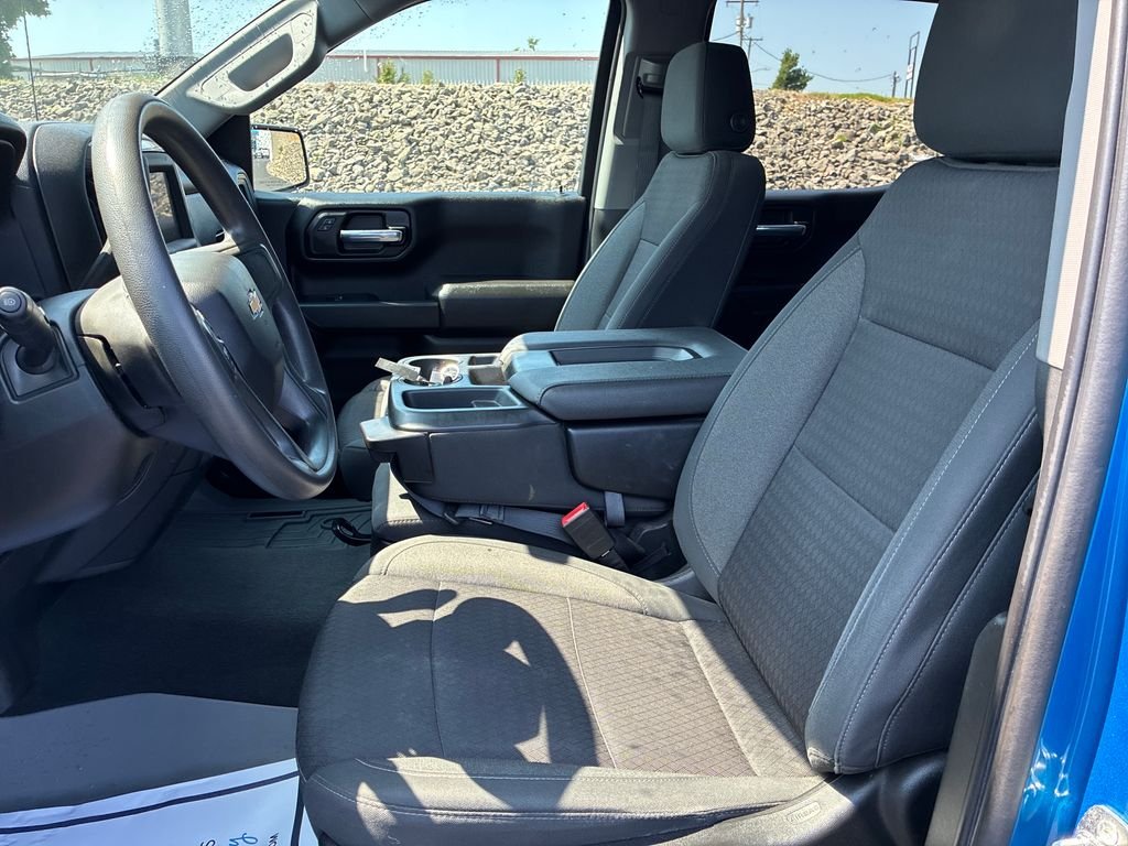 Used 2022 Blue Chevrolet Custom image 10